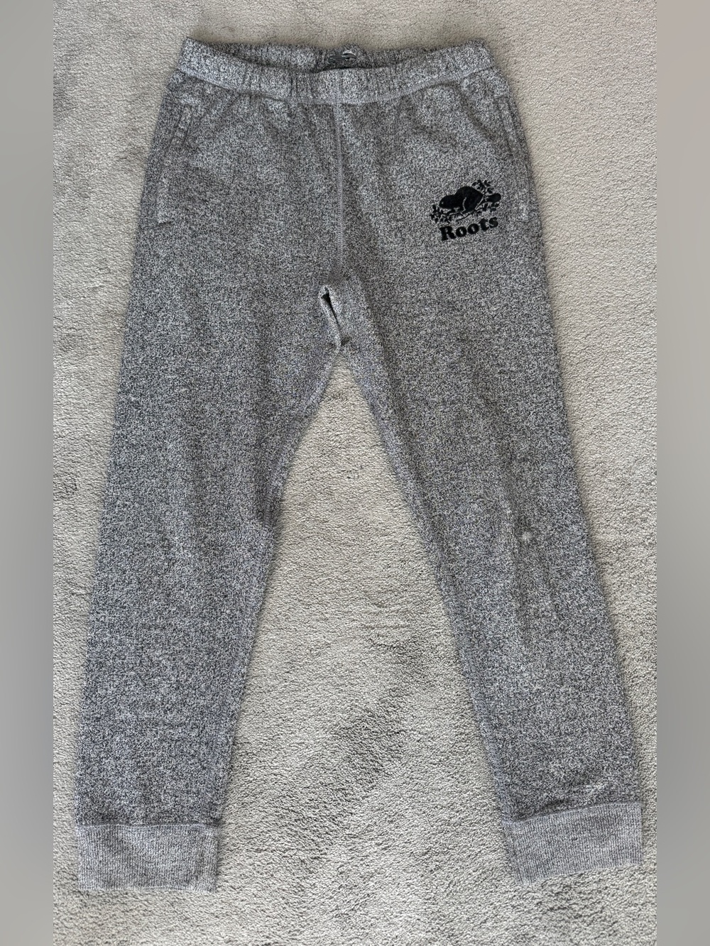 ROOTS slim park sweatpants / medium